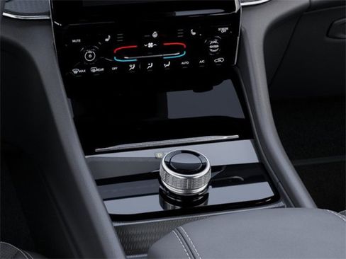 New 2025 Jeep Grand Cherokee L Altitude image 24