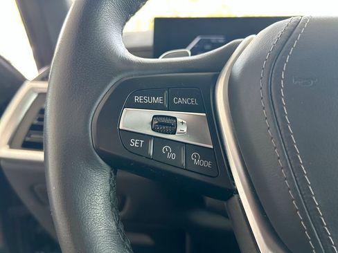 Used 2025 BMW X5 xDrive50e image 18