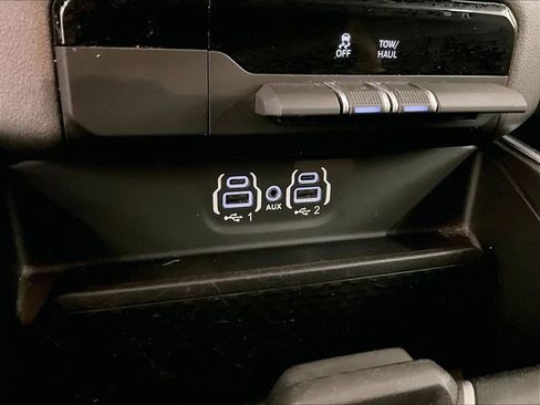 Used 2020 RAM 1500 Big Horn AWD/4WD image 31