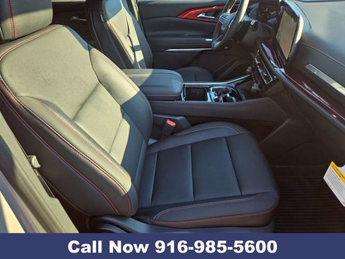 New 2026 Chevrolet Traverse Z71 w/ Driver Confidence Package image 25