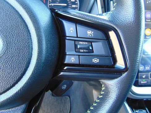 Certified 2025 Subaru Outback Onyx Edition AWD/4WD image 17