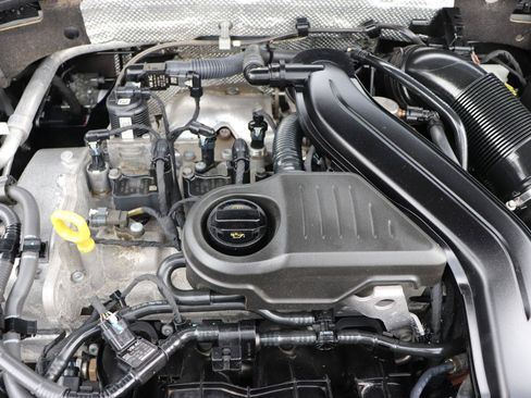 Used 2024 Volkswagen Jetta SE FWD image 46