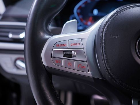 Used 2022 BMW 740i w/ M Sport Package image 20