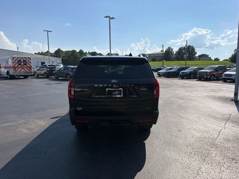 New 2027 Ford Expedition Max Active RWD image 4