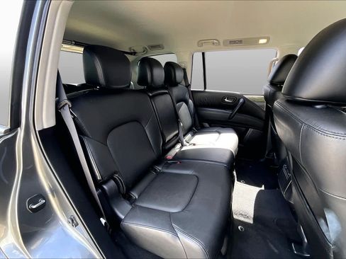 Used 2022 Nissan Armada SV w/ SV Appearance Package RWD image 21