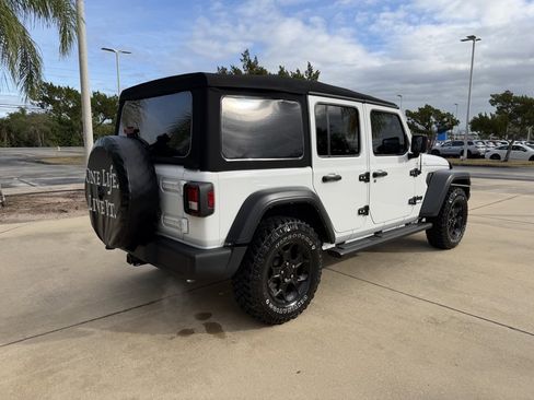 Used 2023 Jeep Wrangler Sport S image 4