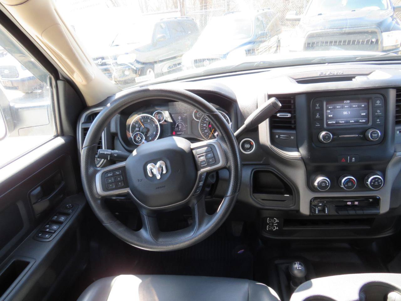 Used 2019 RAM 3500 Tradesman w/ Chrome Appearance Group AWD/4WD image 13