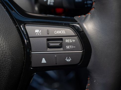 Certified 2024 Honda HR-V Sport image 30