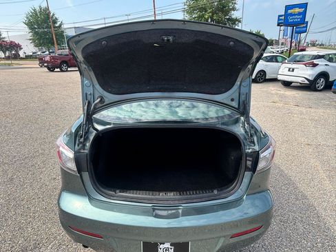 Used 2013 MAZDA MAZDA3 i SV w/ Convenience Pkg FWD image 33