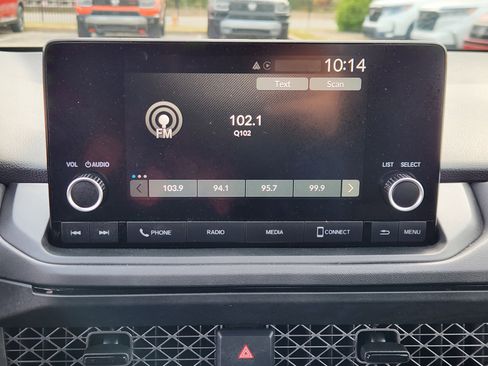 Certified 2025 Honda Accord LX image 11