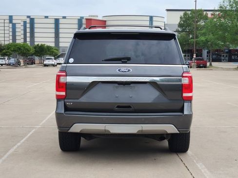 Used 2020 Ford Expedition XLT w/ Equipment Group 202A image 6