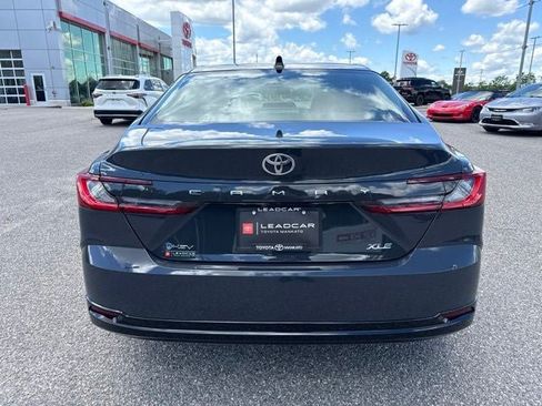 Used 2026 Toyota Camry XLE FWD image 9