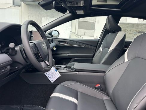 New 2026 Toyota Camry Hybrid image 10