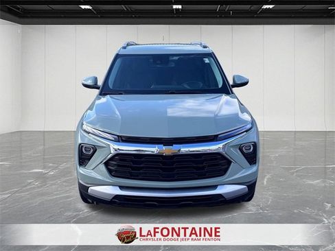 Used 2026 Chevrolet TrailBlazer LT w/ Convenience Package image 8