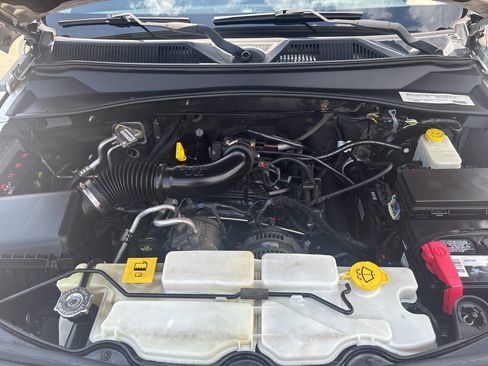 Used 2012 Jeep Liberty Sport AWD/4WD image 28