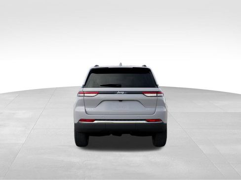 New 2026 Jeep Grand Cherokee Laredo AWD/4WD image 7