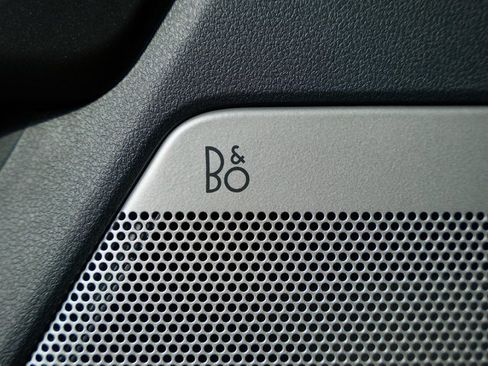 Used 2023 Ford F150 Lariat image 31