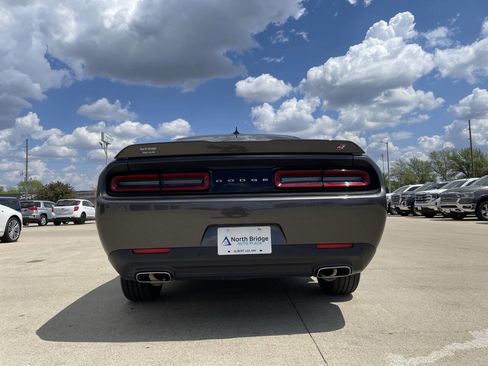 Used 2018 Dodge Challenger GT image 26