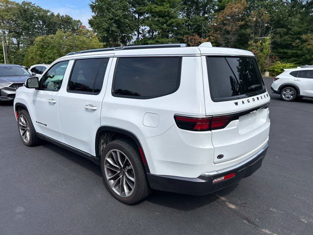Used 2022 Jeep Wagoneer Series III w/ Premium Group I AWD/4WD image 7