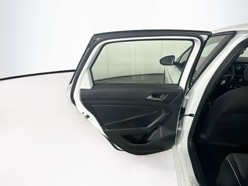 Used 2025 Volkswagen Jetta Sport FWD image 25
