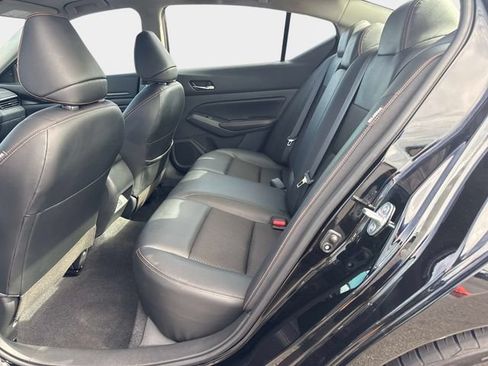 Used 2022 Nissan Altima 2.0 SR FWD image 12