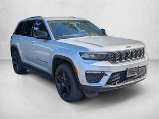 Used 2024 Jeep Grand Cherokee Limited w/ Luxury Tech Group II AWD/4WD video 3