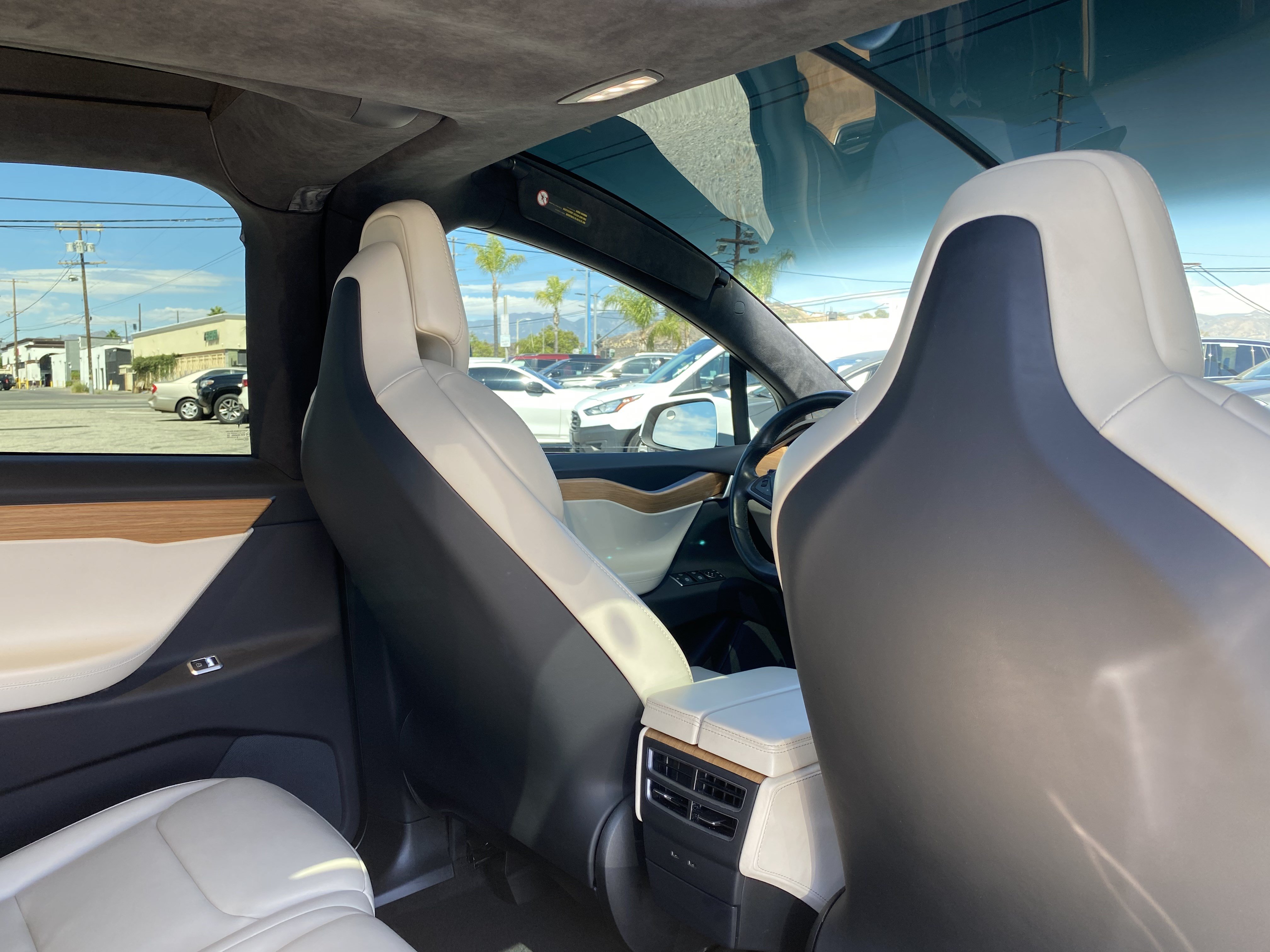 Used 2019 Tesla Model X Long Range AWD/4WD image 25