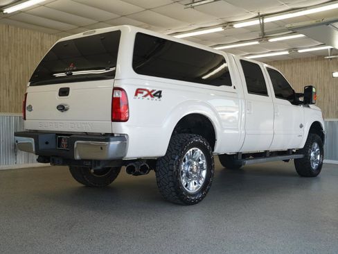 Used 2016 Ford F250 King Ranch w/ FX4 Off-Road Package AWD/4WD image 10