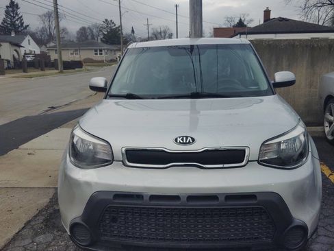Used 2015 Kia Soul image 4