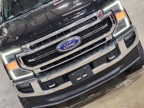 Used 2022 Ford F350 Lariat w/ Lariat Ultimate Package AWD/4WD image 17