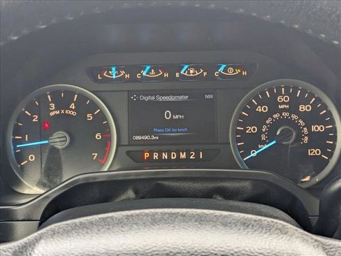 Used 2016 Ford F150 XLT w/ Equipment Group 302A Luxury image 11