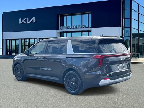 Certified 2026 Kia Carnival image 4