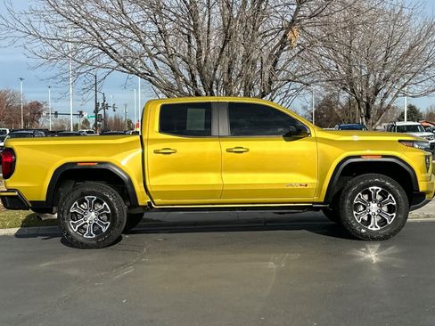 Used 2023 GMC Canyon AT4 w/ AT4 Premium Package image 8