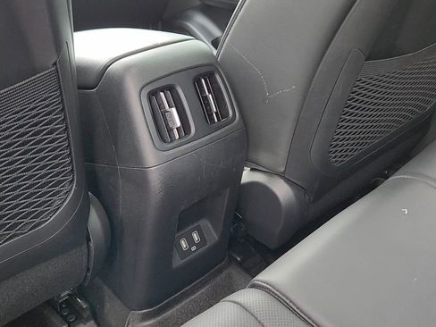 Used 2023 Hyundai Santa Cruz Limited w/ Cargo Package image 18