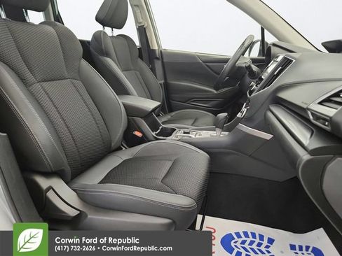 Used 2023 Subaru Forester Premium AWD/4WD image 27
