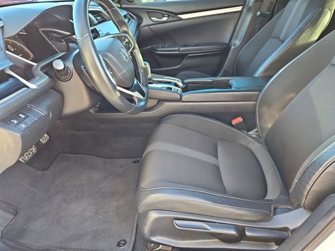 Used 2020 Honda Civic Sport image 16