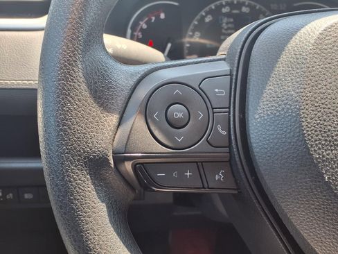Used 2025 Toyota RAV4 XLE w/ Convenience Package AWD/4WD image 15
