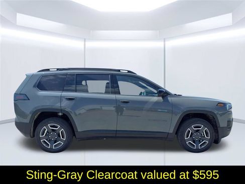 New 2026 Jeep Cherokee Laredo AWD/4WD image 2