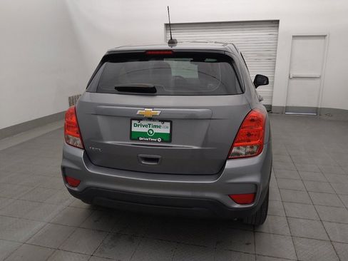 Used 2020 Chevrolet Trax LS FWD image 7