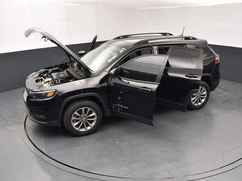Used 2022 Jeep Cherokee Latitude Lux w/ Sun & Sound Group AWD/4WD image 27