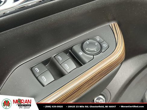 Used 2023 GMC Acadia SLE w/ LPO, Cargo Package AWD/4WD image 16