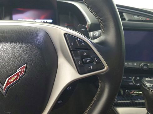 Used 2015 Chevrolet Corvette Stingray Coupe w/ Carbon Flash Badge Package image 20