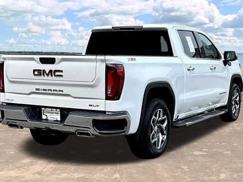 Used 2023 GMC Sierra 1500 SLT w/ SLT Premium Package AWD/4WD image 8