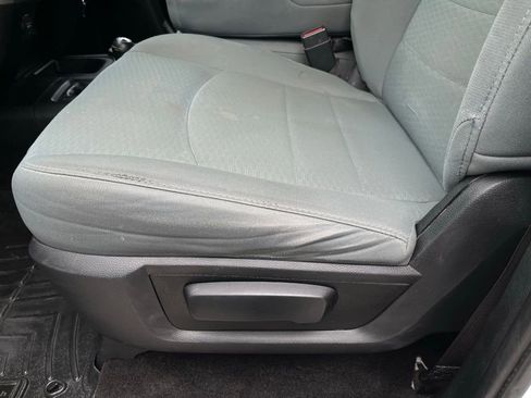 Used 2017 RAM 2500 Tradesman w/ Chrome Appearance Group AWD/4WD image 25