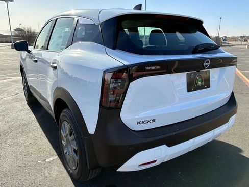 New 2026 Nissan Kicks S image 4
