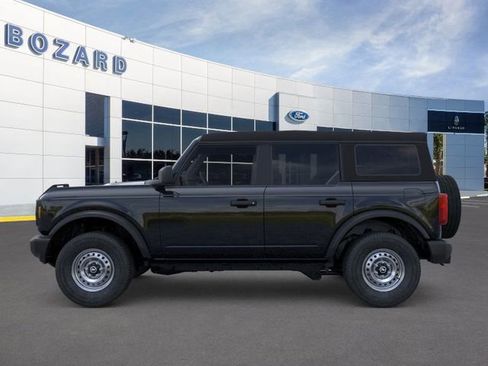 New 2026 Ford Bronco 4-Door image 3