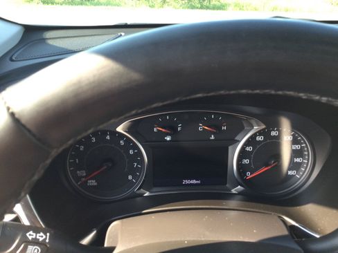 Used 2024 Chevrolet Equinox Premier AWD/4WD image 15