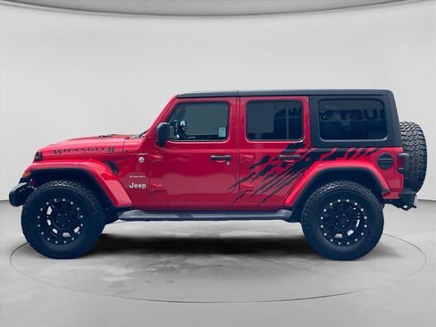 Used 2021 Jeep Wrangler Unlimited Sahara AWD/4WD image 4