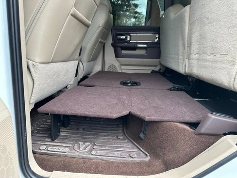 Used 2018 RAM 2500 Laramie AWD/4WD image 42