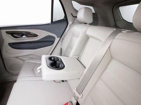 Used 2024 GMC Terrain Denali w/ Black Diamond Edition image 29